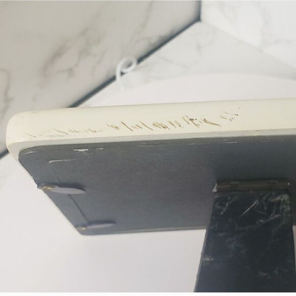 CARR Hydrangea Photo Frame Floral Decor - Picture 6 of 8